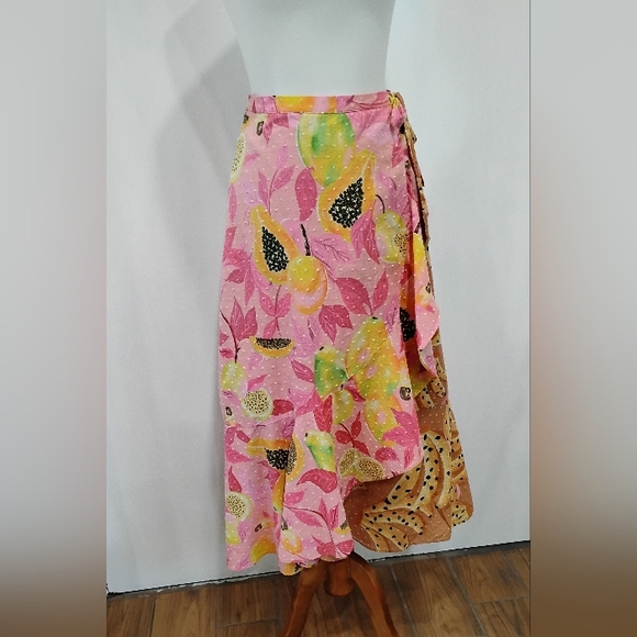 FARM RIO FRUITY RUFFLE WRAP SKIRT